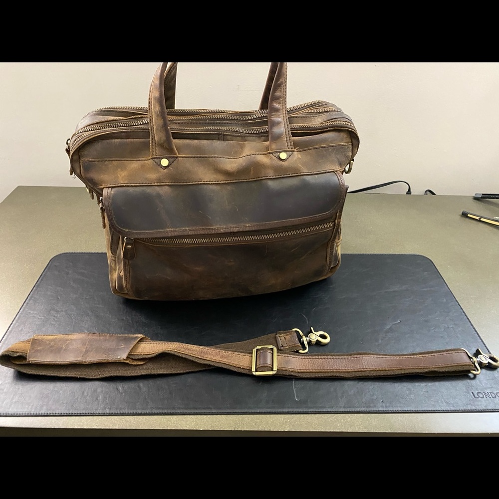 Augus Leather Briefcase